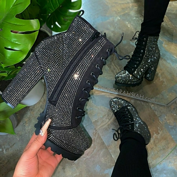 𝙇𝙖𝙨𝙩 𝙎𝙞𝙯 5.5💎Crystal Rhinestone Embellishd - Picture 5 of 10